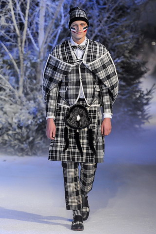 Moncler Gamme Bleu / - 2013-2014